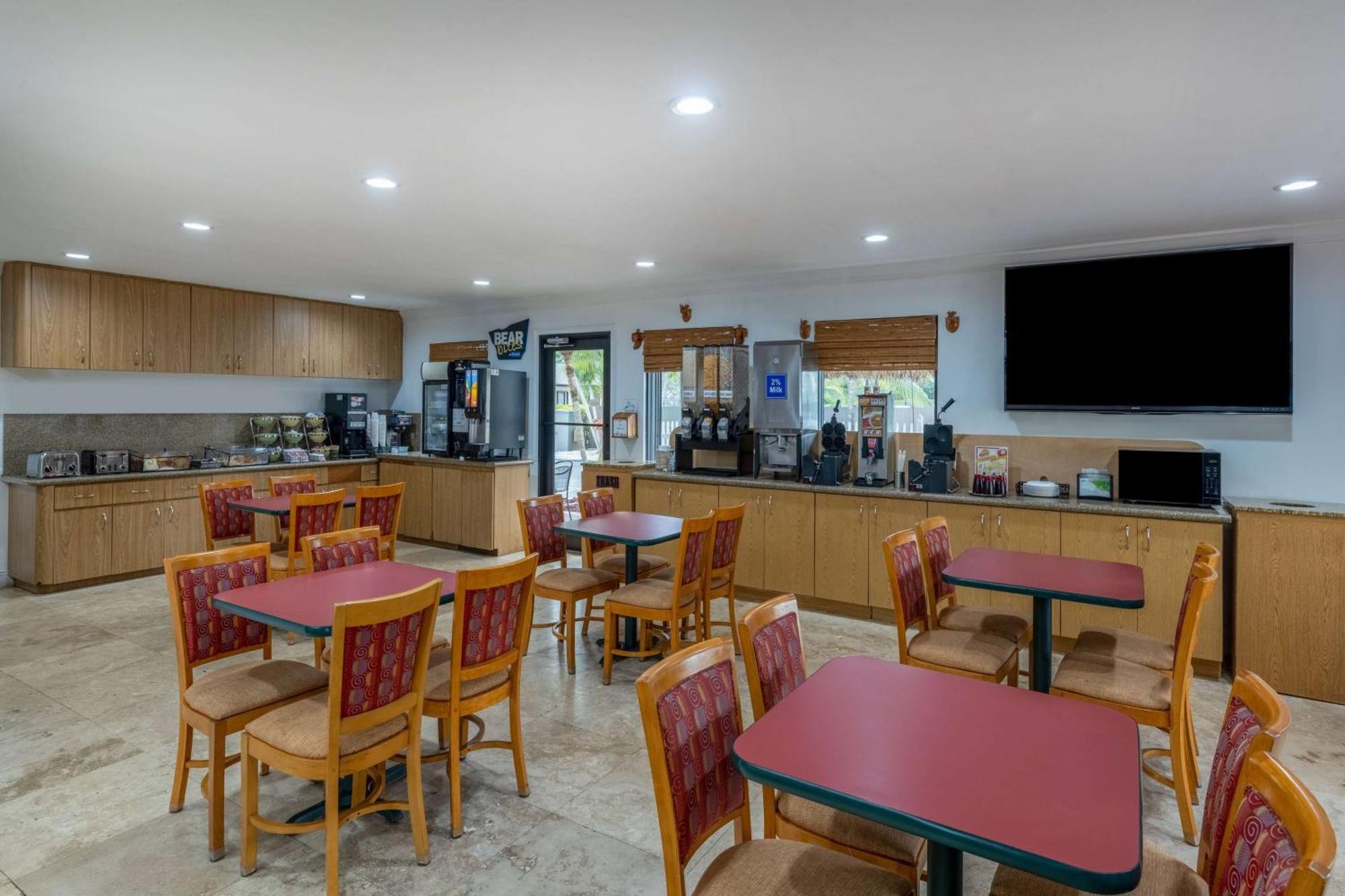 Travelodge By Wyndham Florida City/Homestead/Everglades Exterior photo